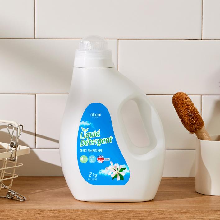 Liquid Laundry Detergent 2L